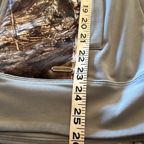 Hunting Jacket Brand is Girls & Guns medium jacket camo hunting coat  stretchy - Picture 11 of 12
